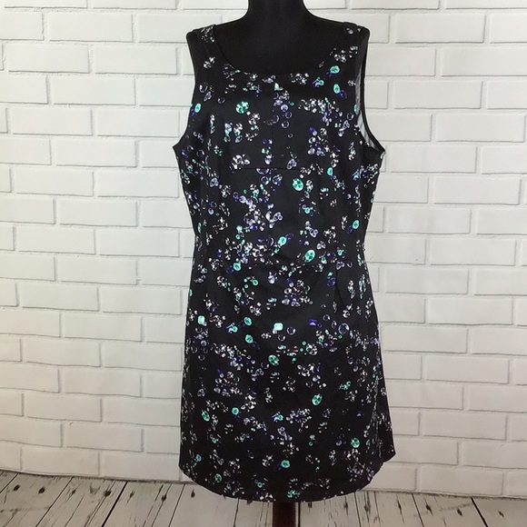 Pretty size 16 dress - Picture 1 of 3